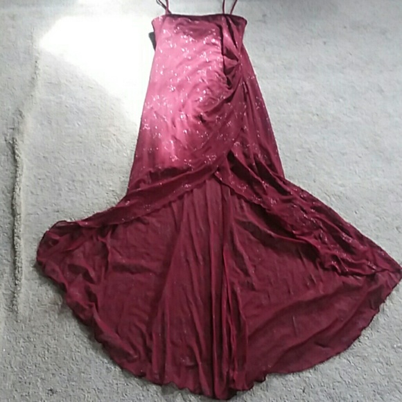 💋❤❤sale❤❤♦️Beautiful ♦️Red Dress high low - Picture 4 of 8